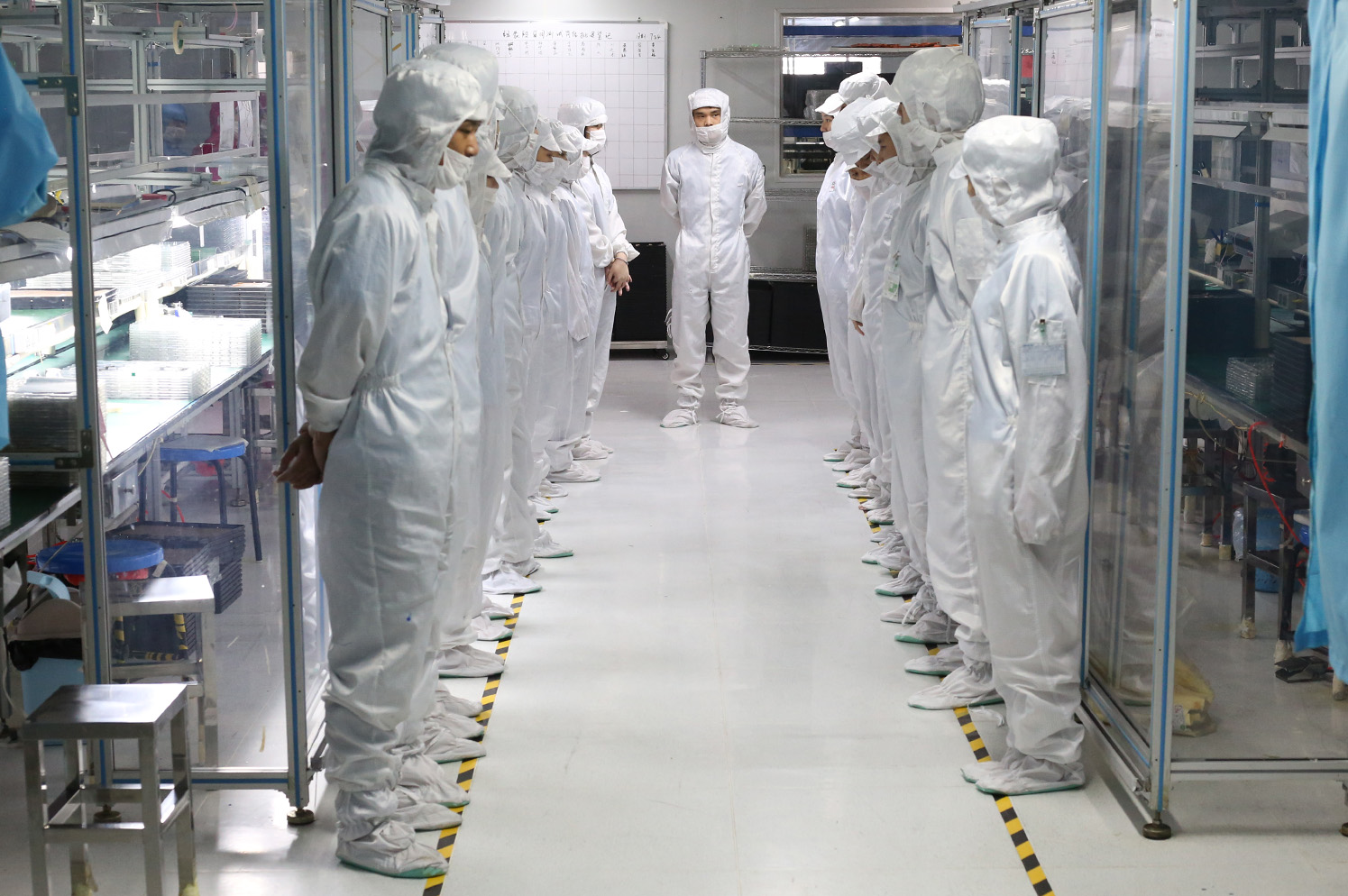 lcm液晶顯示屏廠家哪些崗位起到關(guān)鍵性的作用？