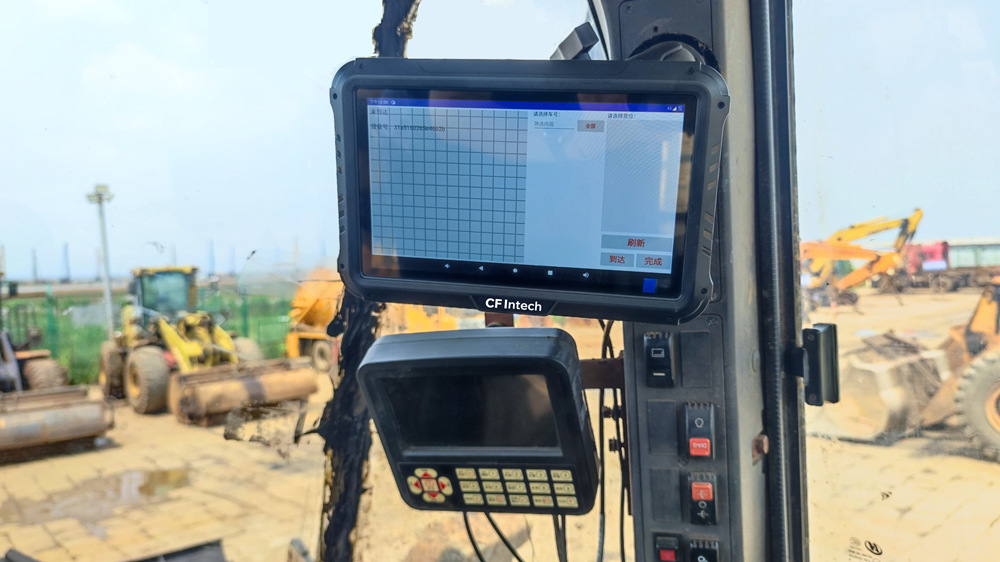 從碼頭到堆場(chǎng)：港口車載平板在貨物追蹤系統(tǒng)中的核心價(jià)值