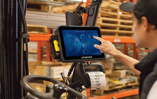 叉車車載平板的無(wú)線通信技術(shù)：提升操作精準(zhǔn)度與效率